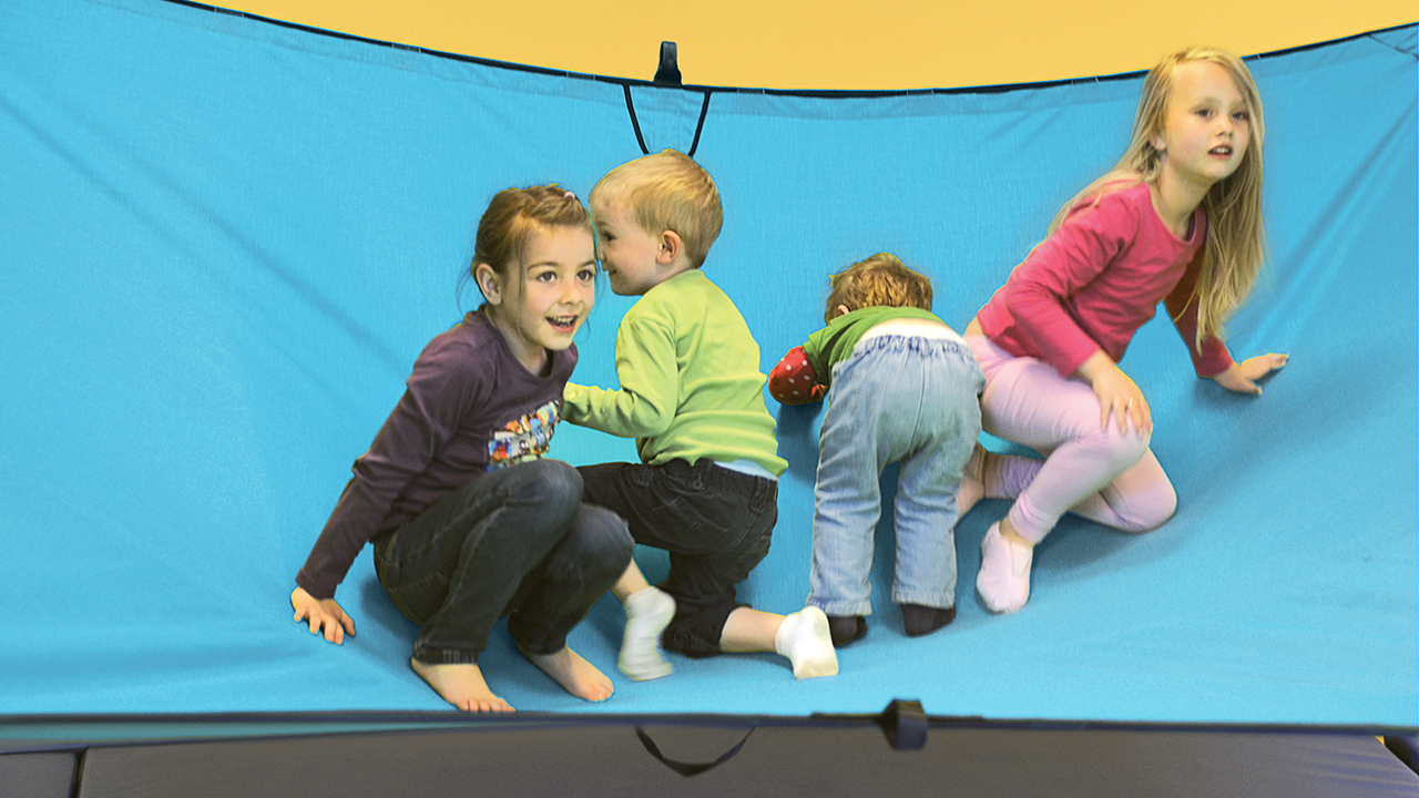 schwebetuch-1117_018Hmgb14NaV2Ly